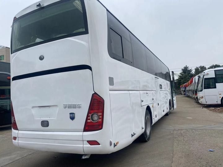 Autobús turístico de lujo de 12 metros de diésel usado con 55 asientos y un par máximo de 1460N.m