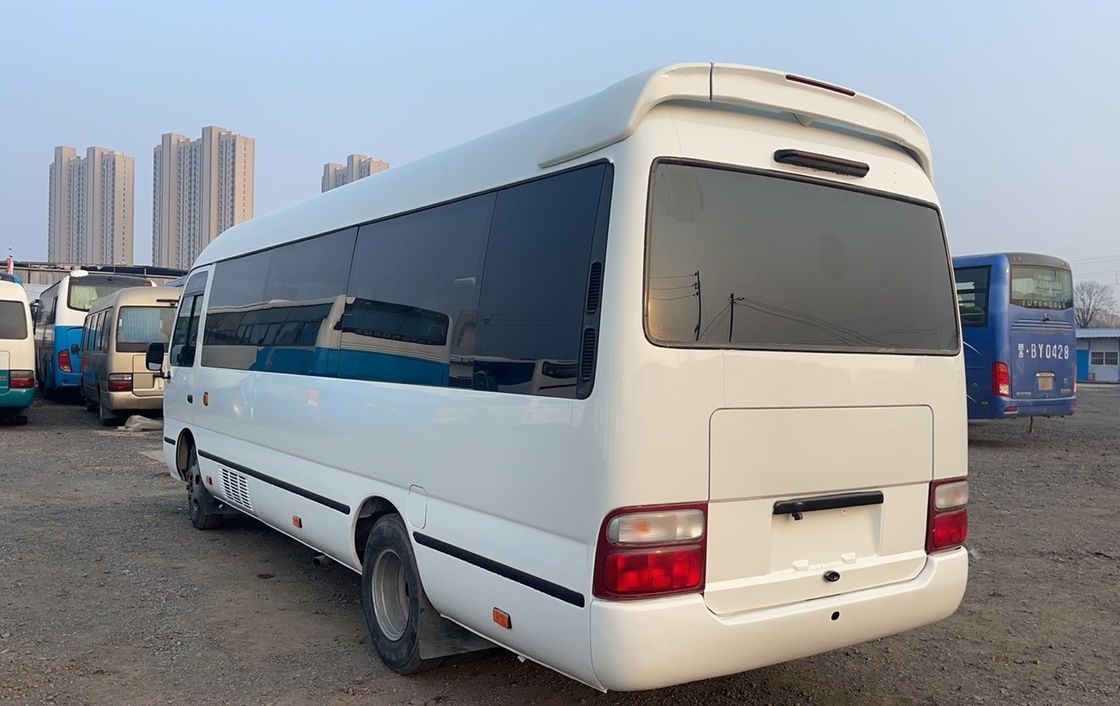 G.V.W 6750 kg Usado confortable de colores especiales autobús de montaña rusa para la venta