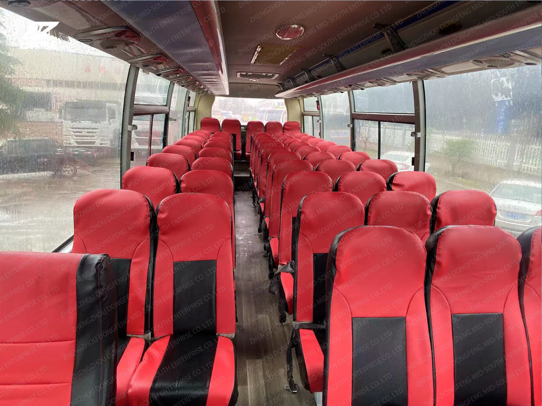 6109 Yu Tong 57 asientos Diesel Autobús manual de segunda mano Dirección izquierda Autobús de pasajeros usado en el Reino Unido