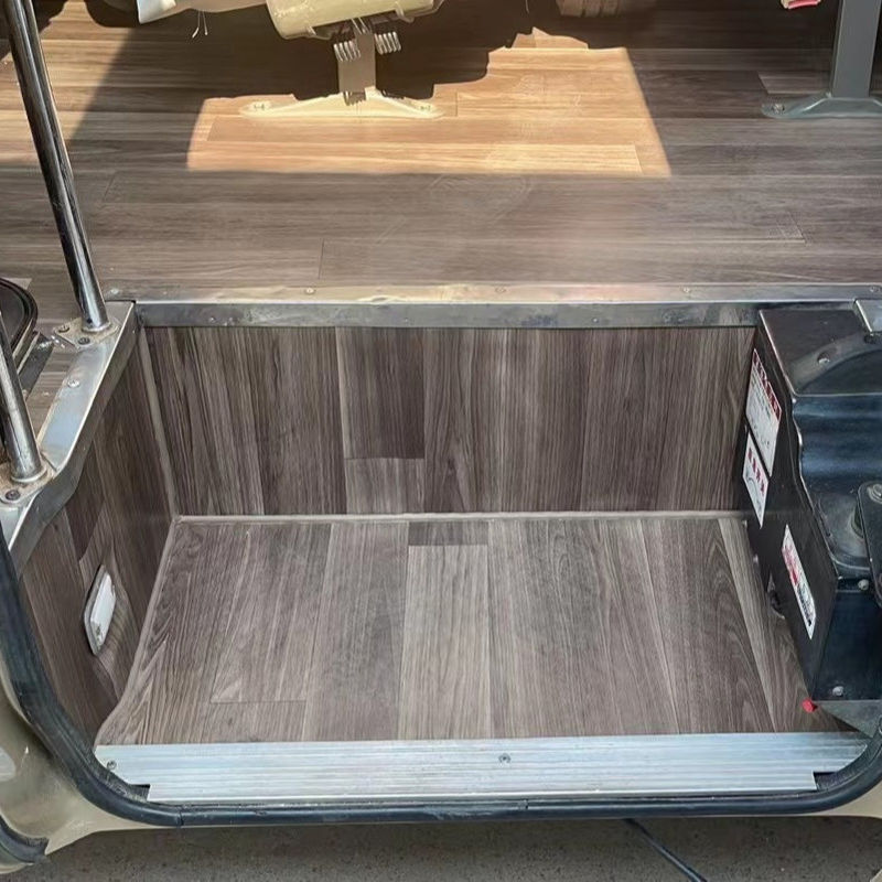 Autobús Toyo ta Coaster de 30 asientos usado con norma de emisiones Euro 3 y en buen estado