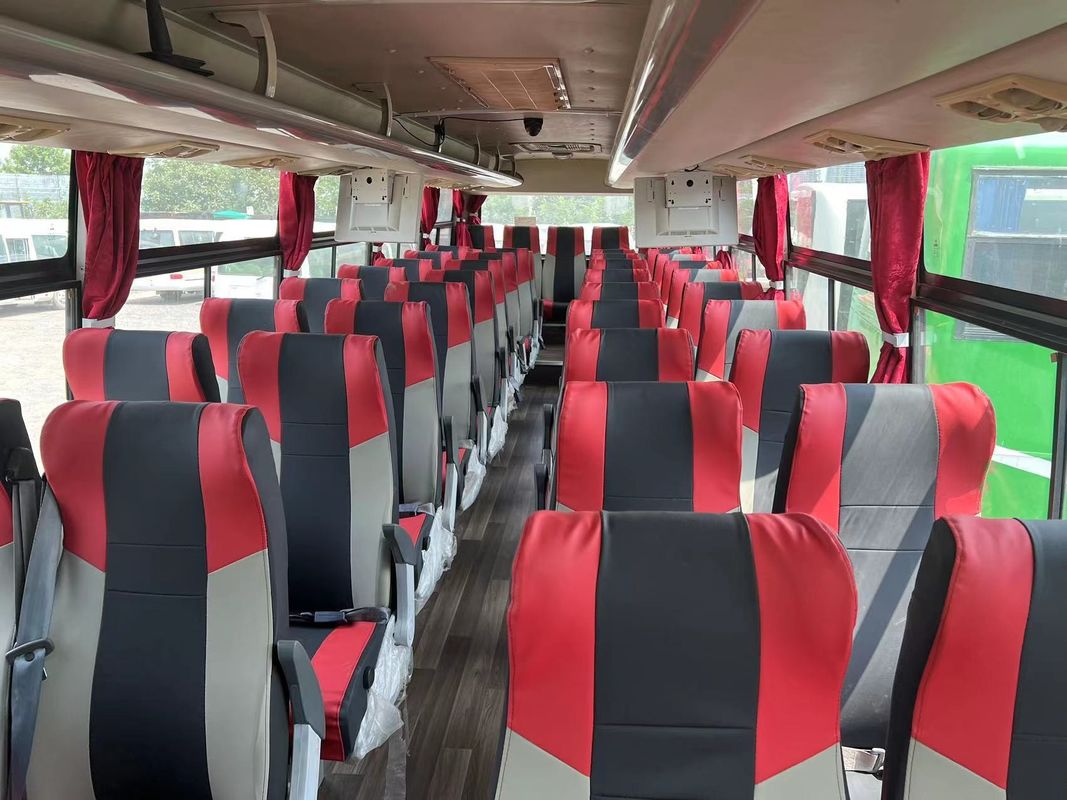 57 asientos Yu Tong Autobús usado RHD en Uganda Ideal para viajes largos y viajes de lujo