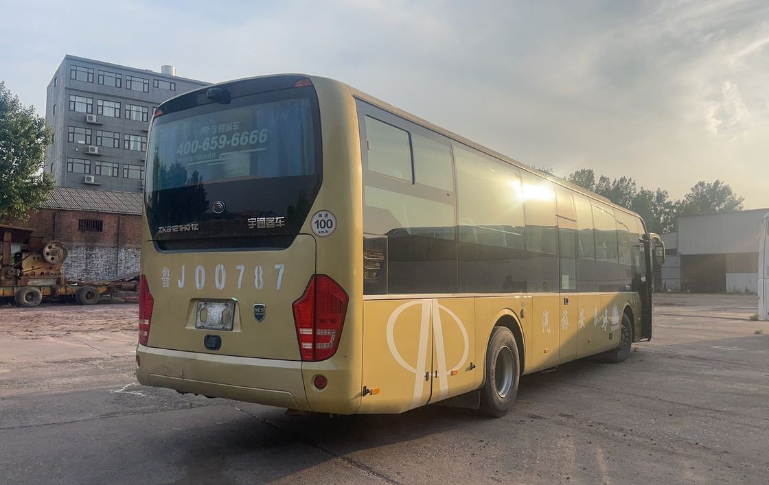 El stock de autobuses turísticos LHD de 65 plazas con norma de emisiones Euro 3 y suspensión de resorte de hoja