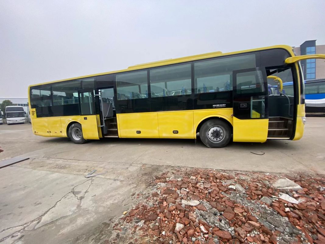 Autobús turístico de lujo de 70 plazas con conducción izquierda con emisión Euro 3 y características opcionales