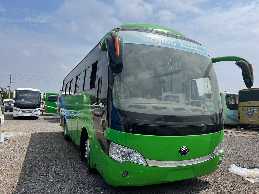 Buen estado de 57 asientos con transmisión manual RHD Autobús usado con suspensión de resorte de hoja