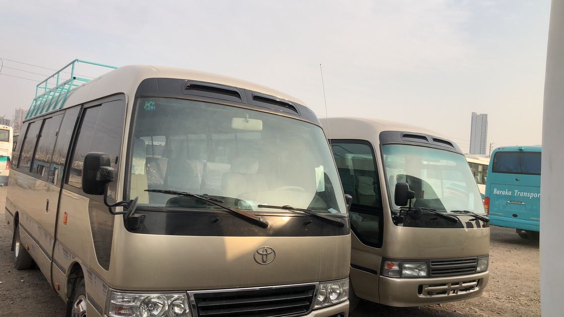Autobús diesel Toyo ta Coaster asequible con norma de emisiones Euro 3 y en buen estado