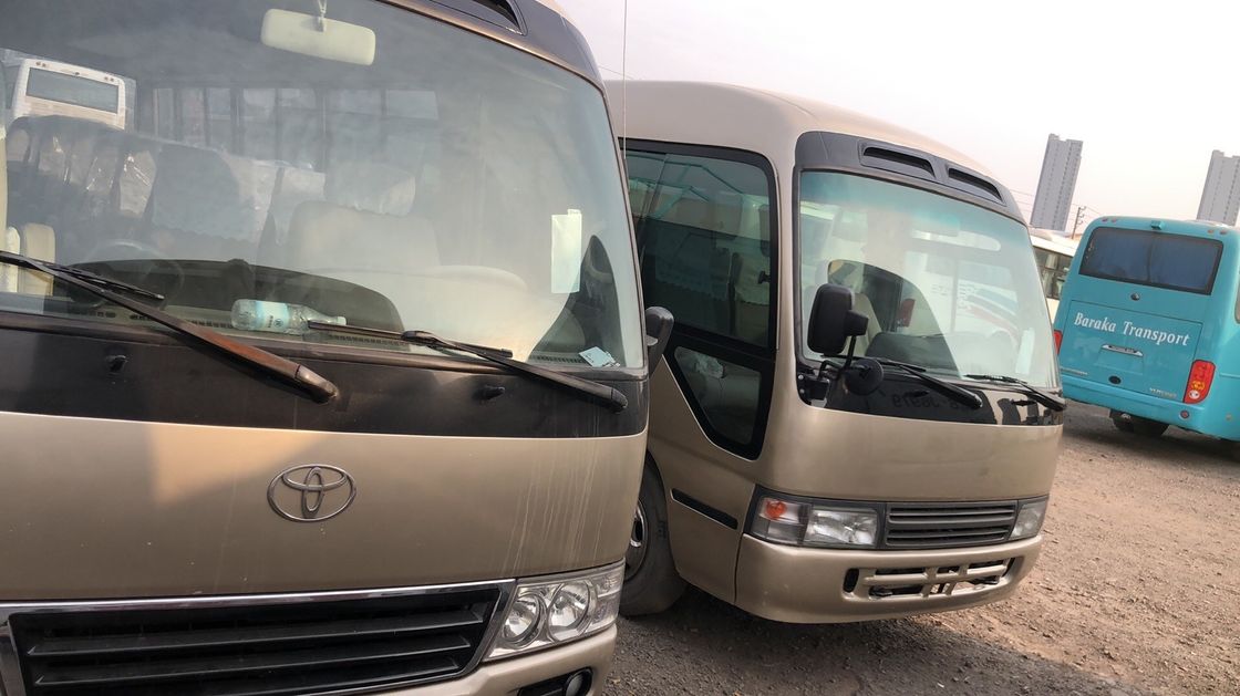 Autobuses de 30 asientos con tipo de transmisión manual y G.V.W. Kg de 5900 a precios asequibles