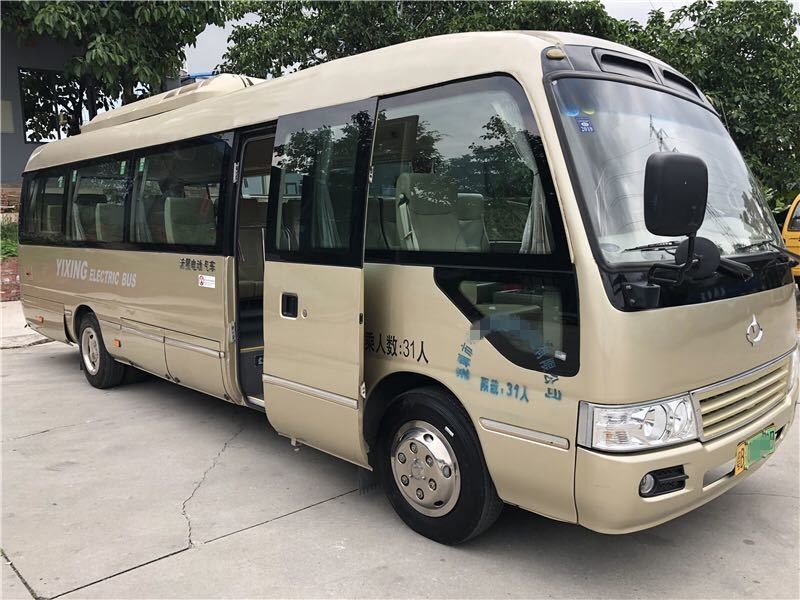Velocidad máxima 91-110 km/h Autobús de montaña rusa con 8040x2160x2840 Dimensiones L x W x H mm
