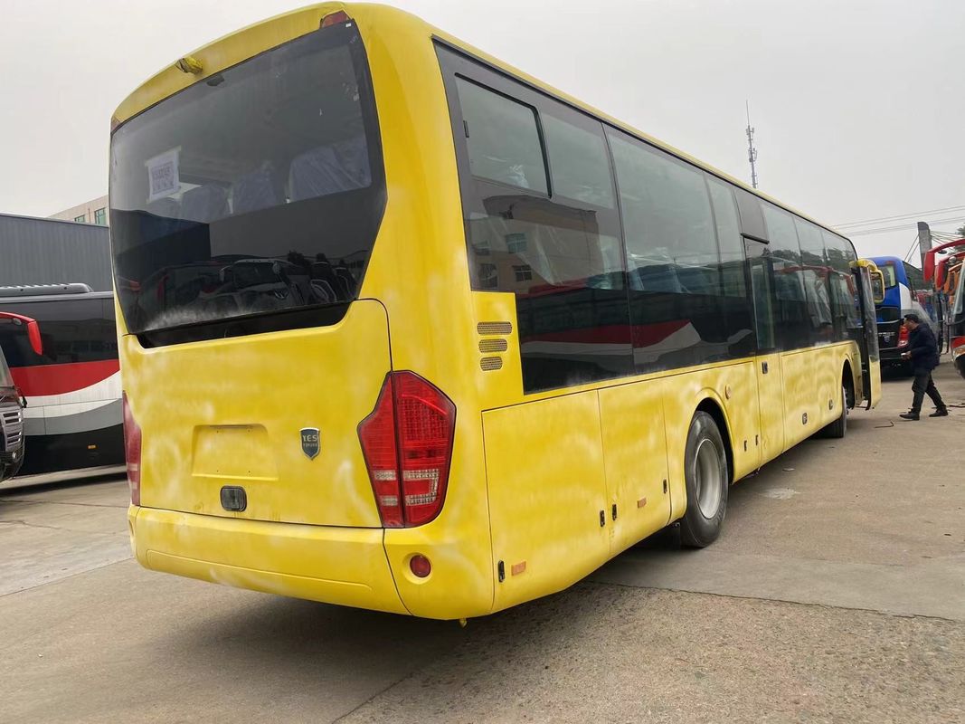 Autobús de lujo de lujo de 70 asientos con tipo de combustible diésel y capacidad de motor de 6 8L
