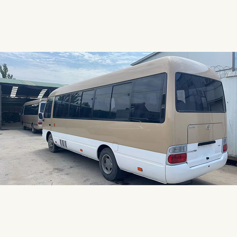 107kw de combustible diésel Tipo 29 asientos Usado Toyota Coaster Bus para los requisitos
