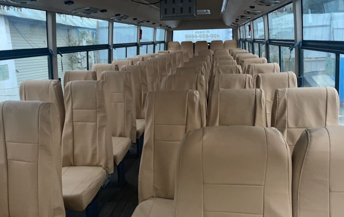 Autobús de autobús usado de tipo diesel con 60 asientos RHD Conducción por la mano derecha y buen estado