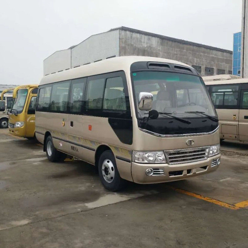 Autobús de 30 asientos Toyota Original Usado Renovado para satisfacer la solicitud del cliente