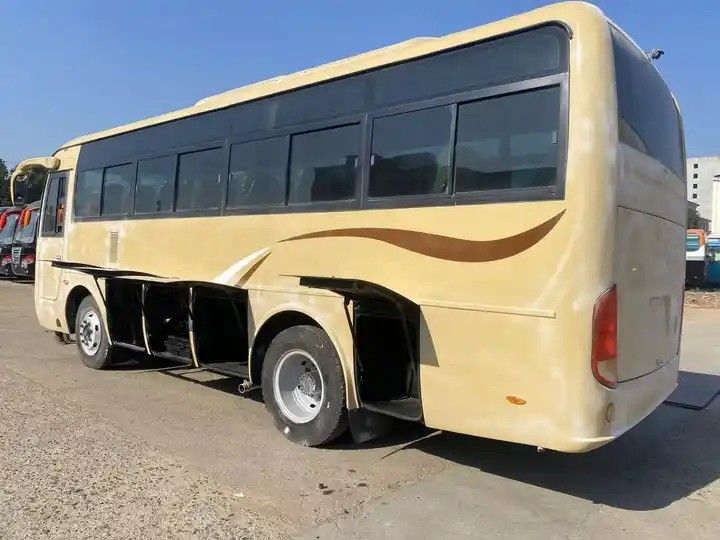 Suspensión de resorte de hoja 35 asientos Autobús de autobuses usados con dirección asistida y asientos de lujo