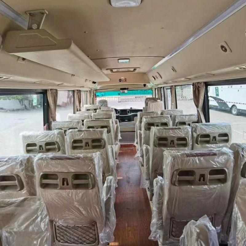 Tipo de transmisión manual 24-30 asientos Minibus de montaña rusa con motor diesel para pasajeros de lujo