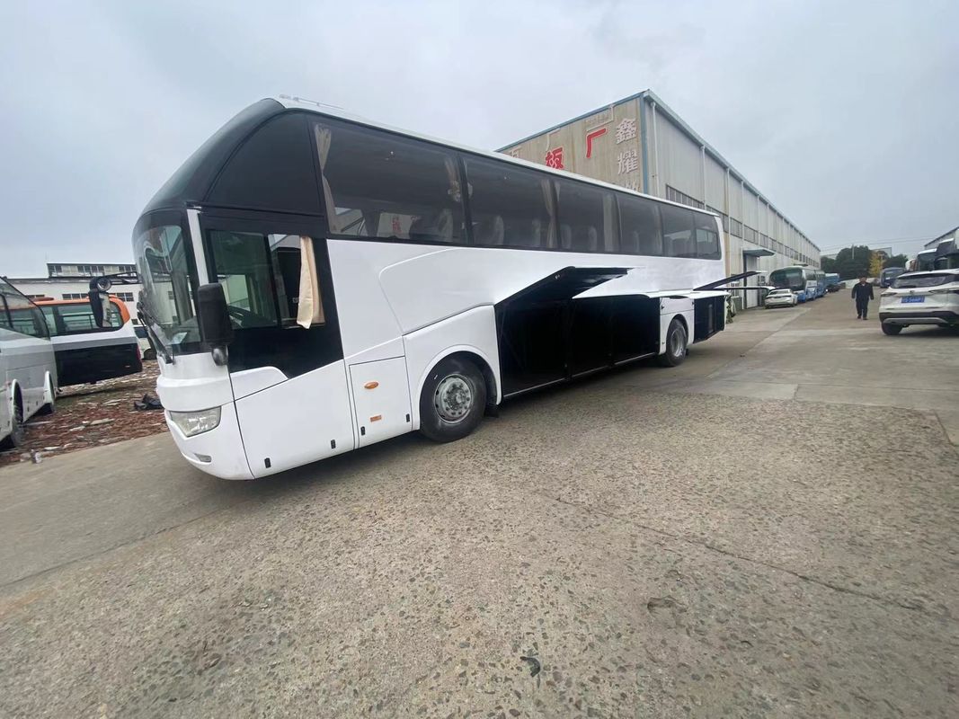 Dirección asistida 60 asientos 65 asientos Diesel Autobús de pasajeros con excelente rendimiento