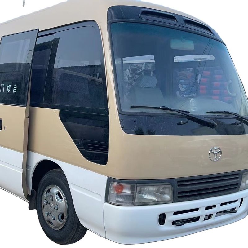 Autobús V6 4.0 6GR 2.7L con motor VVT-I con 30 asientos en excelente estado
