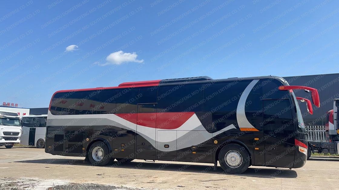El mejor autobús usado con asientos de lujo y capacidad del motor 8L llantas 11R22.5
