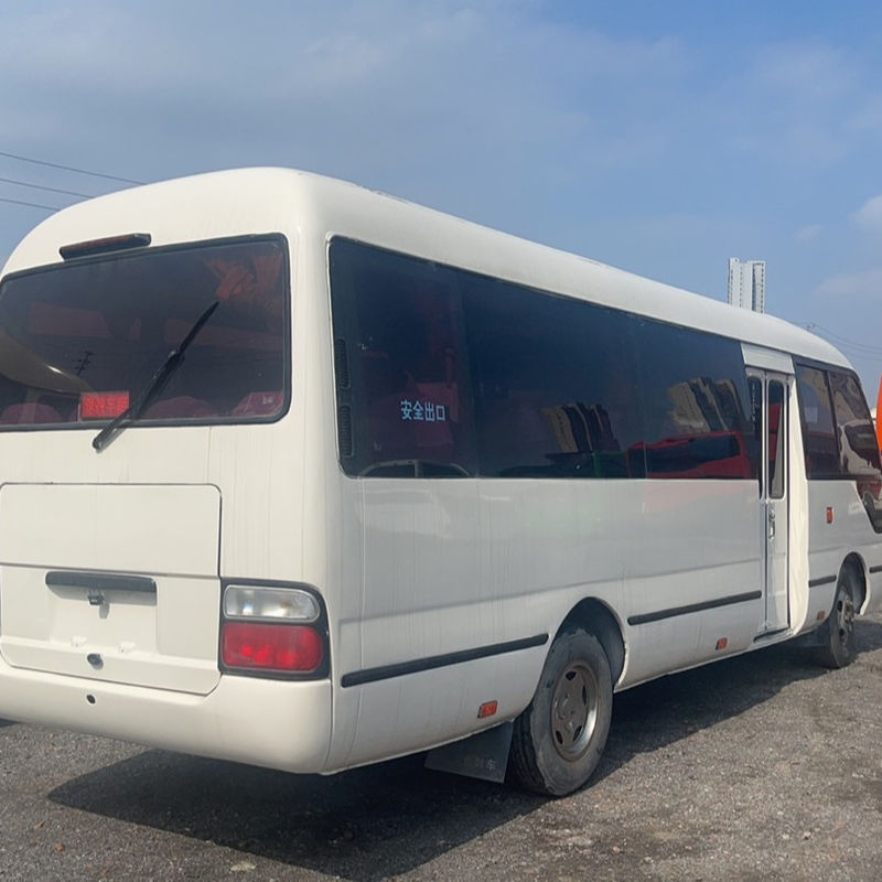 Potencia máxima de 113/5200 kW Autobús turístico de lujo Usado 7m 6 cilindros Toyota Coaster Bus
