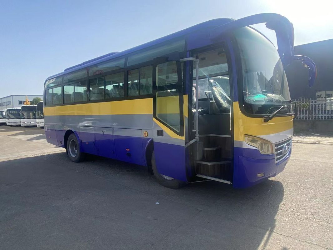 Autobús usado de 45 asientos con capacidad de motor de 6-8L y combustible diésel a precios asequibles