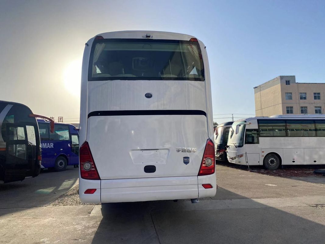 Requisito del cliente 60 asientos Autobuses de lujo con 65 asientos Youtong autobús usado