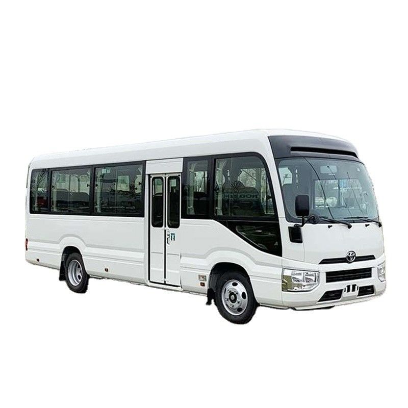 Autobús usado de 30 asientos con motor diésel y un volumen de maletero de 2,7 m3