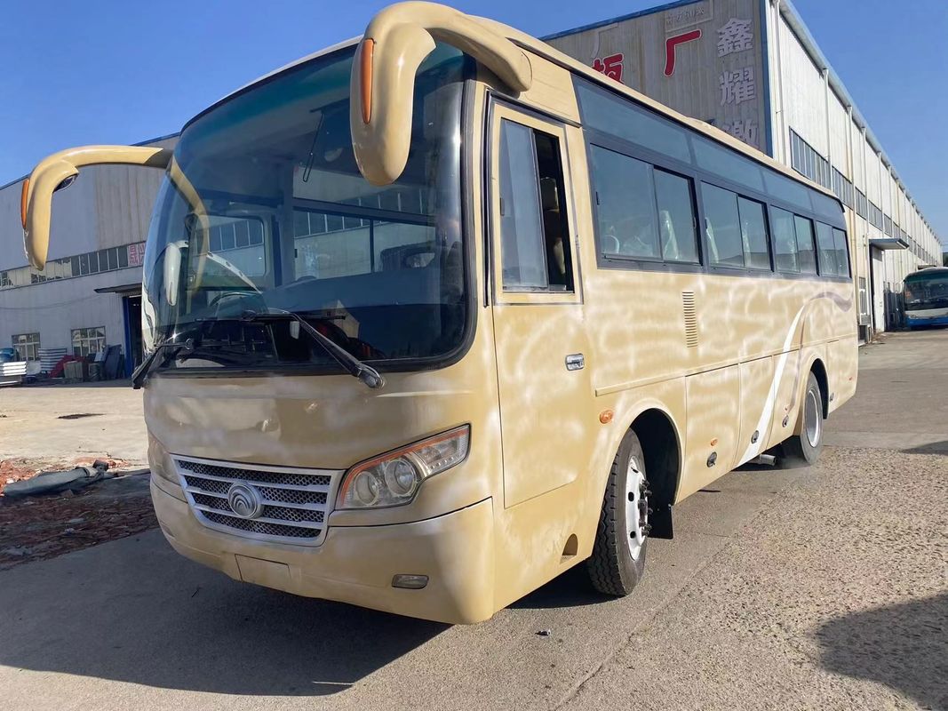 Dirección izquierda Autobuses 30-35 asientos Euro 3 Estándar de emisiones Capacidad del motor 6-8L
