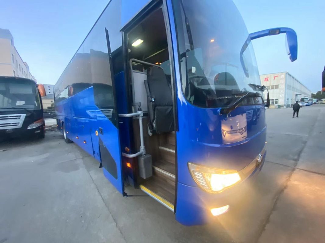 Venta de autobuses usados de 40 asientos con norma de emisiones Euro 3 y capacidad del motor de 6-8L