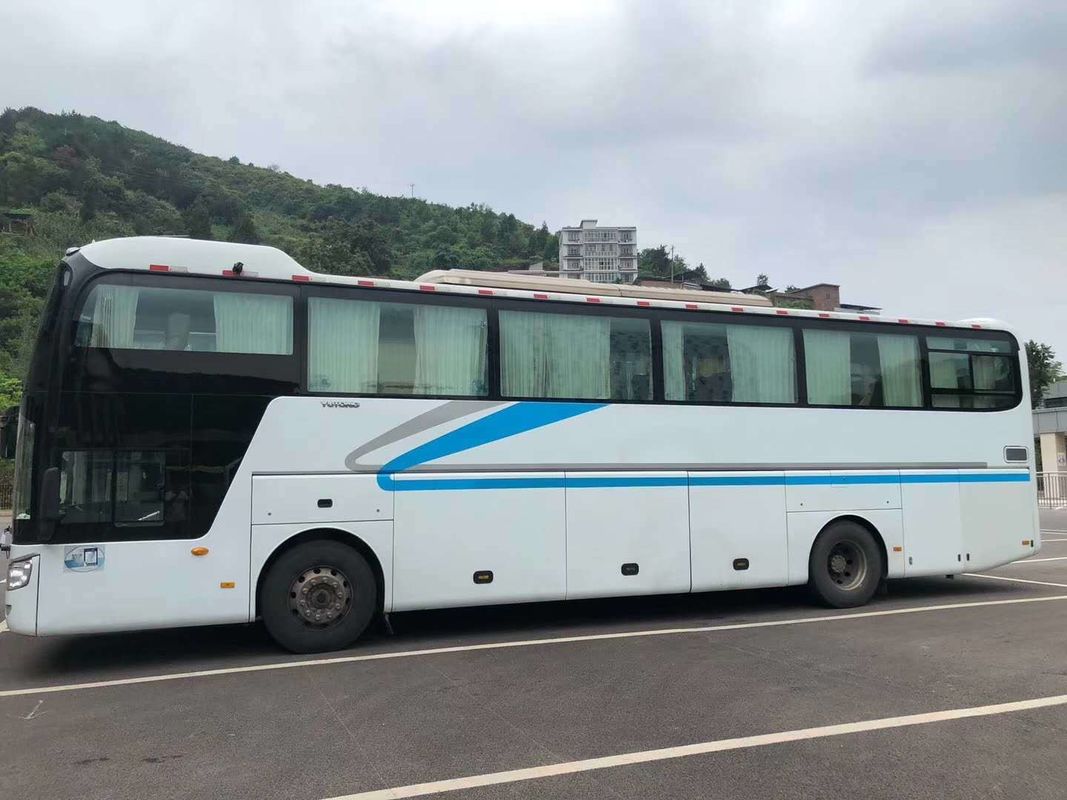 Autobús usado Autobús 35-65 asientos Capacidad del motor del autobús personalizado 8L Requisito del cliente