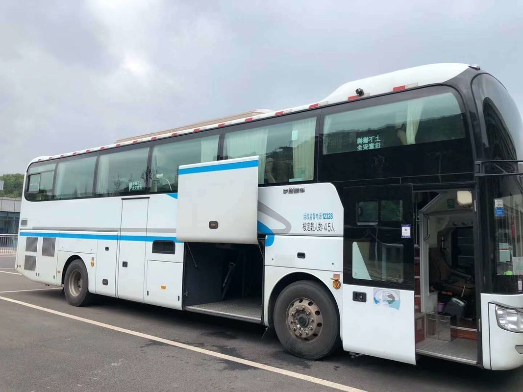 Autobús usado Autobús 35-65 asientos Capacidad del motor del autobús personalizado 8L Requisito del cliente