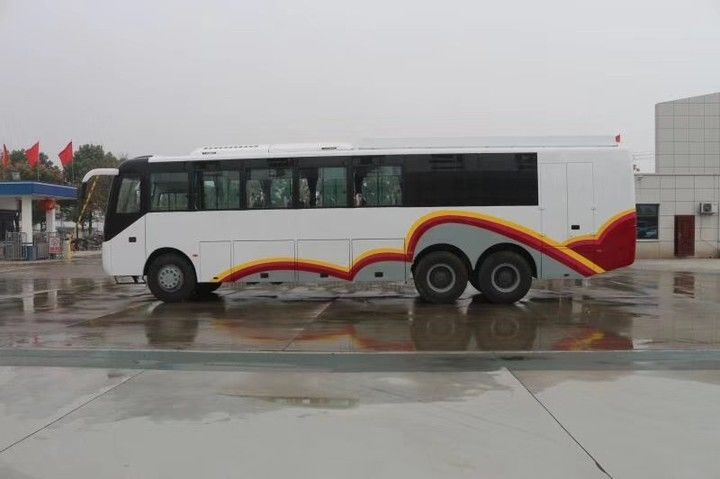 55 asientos Dirección derecha Autobús de lujo usado con dirección a la derecha