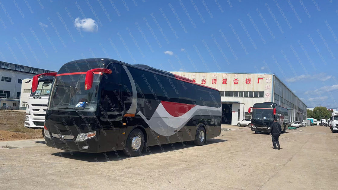 3300mm Base de ruedas Autobús de coches usado Tipo de transmisión manual en buen estado LHD 47 plazas