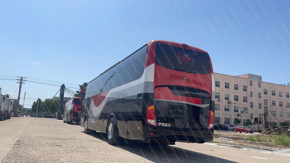 3300mm Base de ruedas Autobús de coches usado Tipo de transmisión manual en buen estado LHD 47 plazas