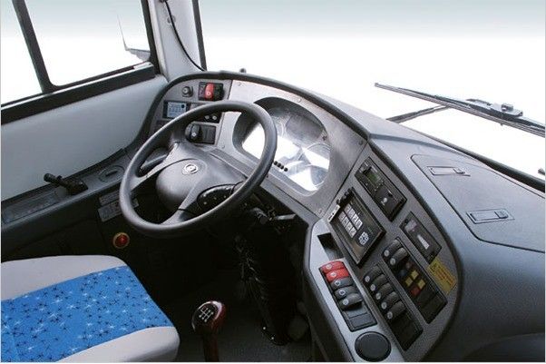 2550MM Ancho total Autobús turístico de lujo de 60 plazas con norma de emisiones Euro 4