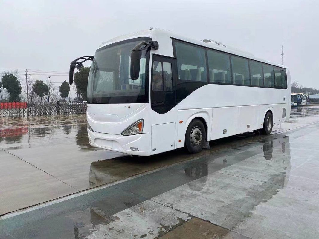 Autobús de lujo usado de 12 metros 50 asientos con motor 4GR y velocidad máxima de 200 Km/h