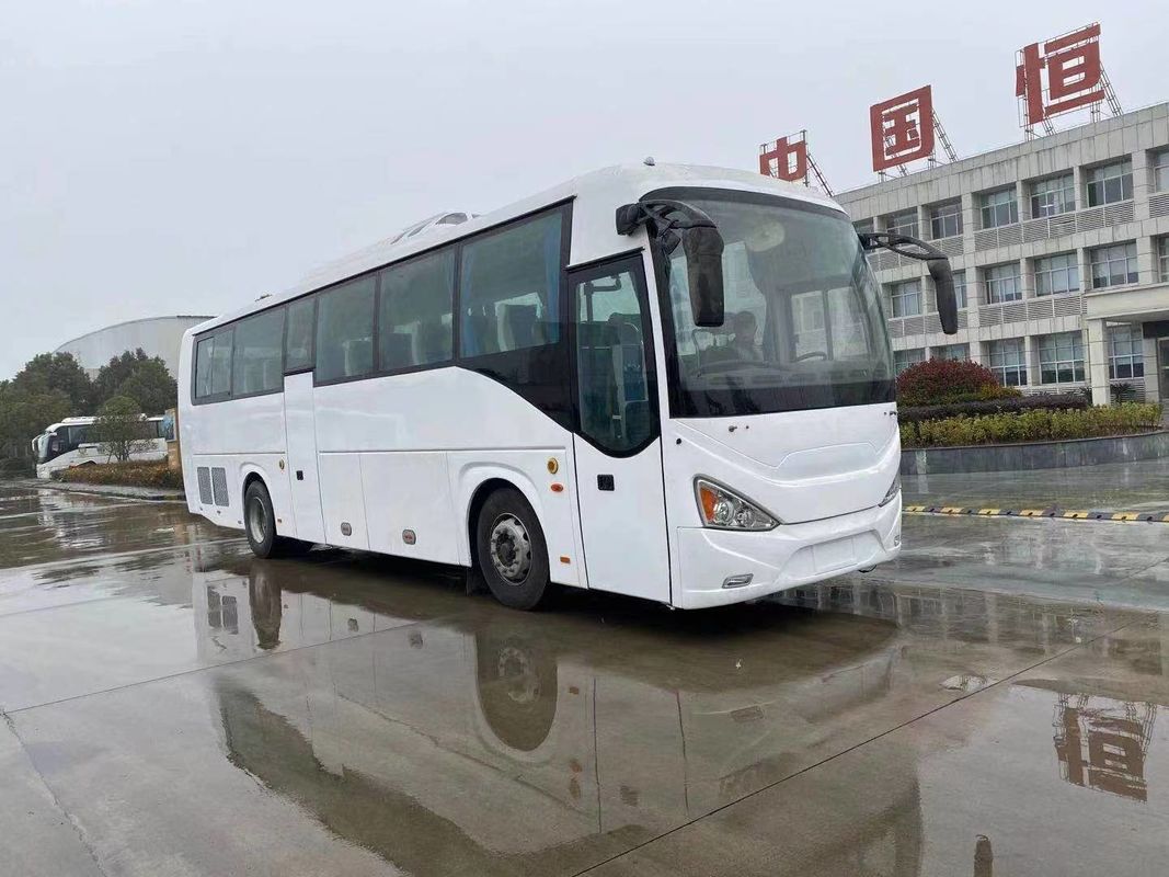 Autobús de lujo usado de 12 metros 50 asientos con motor 4GR y velocidad máxima de 200 Km/h