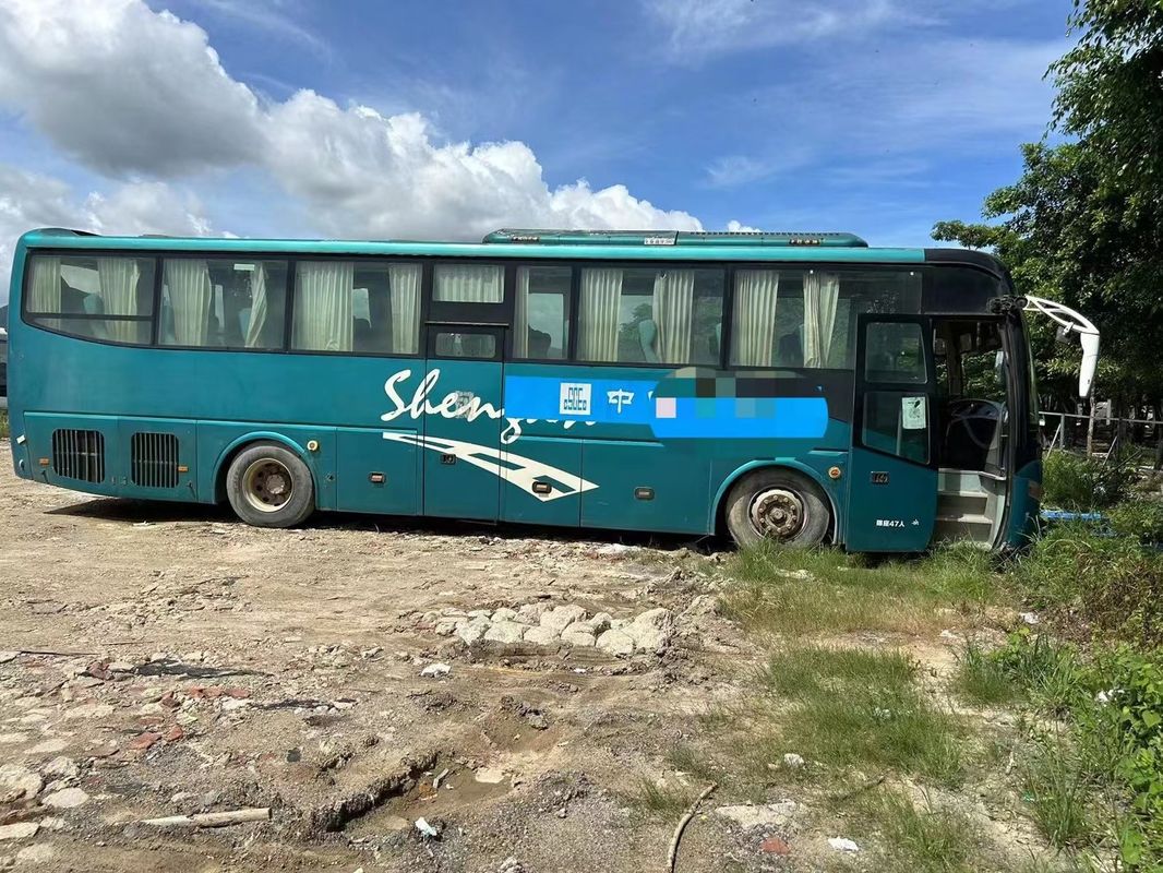 Conductor izquierdo Autobús usado de 47 plazas en buen estado Autobús turístico de lujo