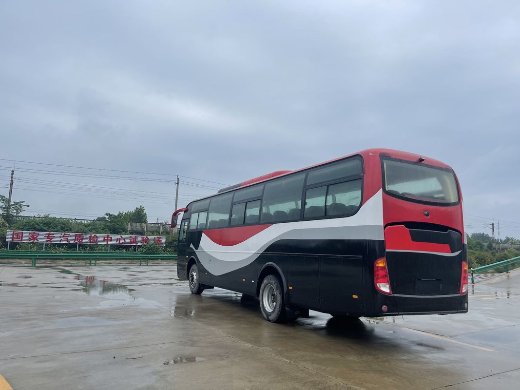Autobús de pasajeros de segunda mano LHD Autobús de autobuses usados en buen estado con base de ruedas 3300