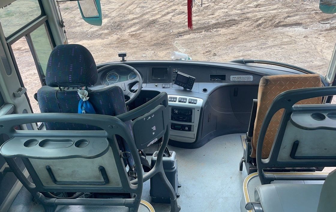 Autobuses manuales usados asequibles con modelo de motor YC4E150-20 y anchura general de 2430 mm