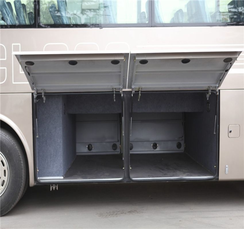 Autobuses usados de 45-50 asientos LHD asequibles con caja de cambios S6-100 y longitud de 10490 mm