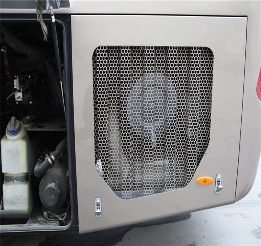 Autobuses usados de 45-50 asientos LHD asequibles con caja de cambios S6-100 y longitud de 10490 mm