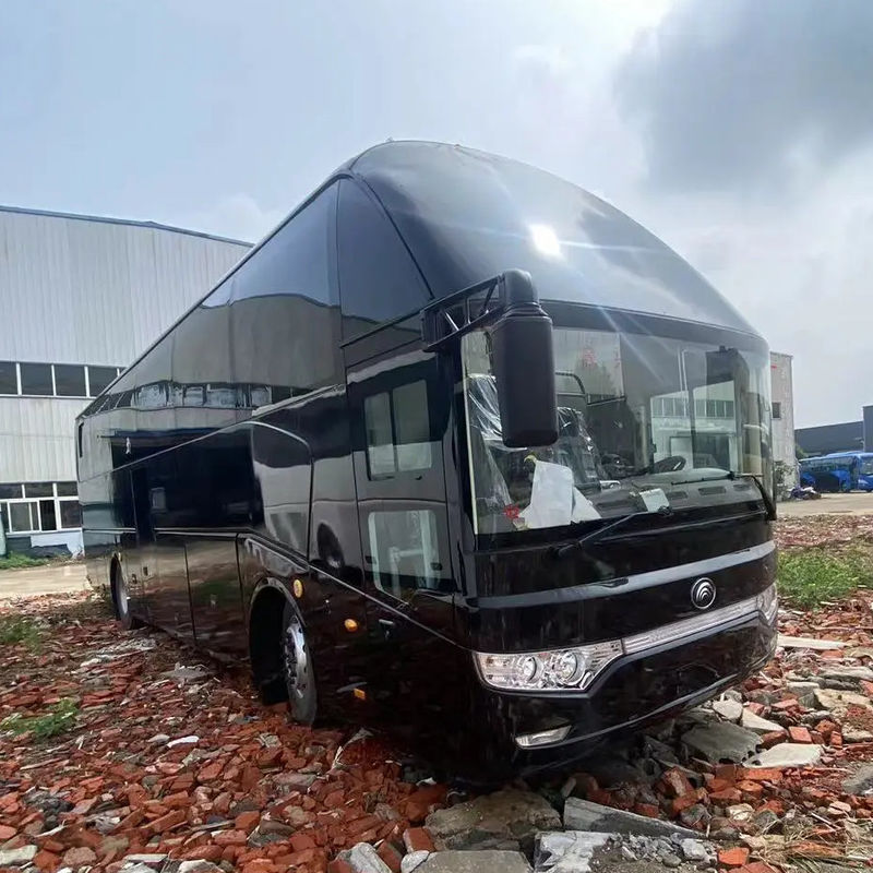 Es el mejor entrenador de 55 asientos reformado con inodoro G.V.W 15000kg 250 HP