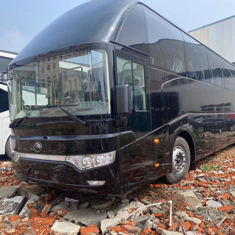 Es el mejor entrenador de 55 asientos reformado con inodoro G.V.W 15000kg 250 HP