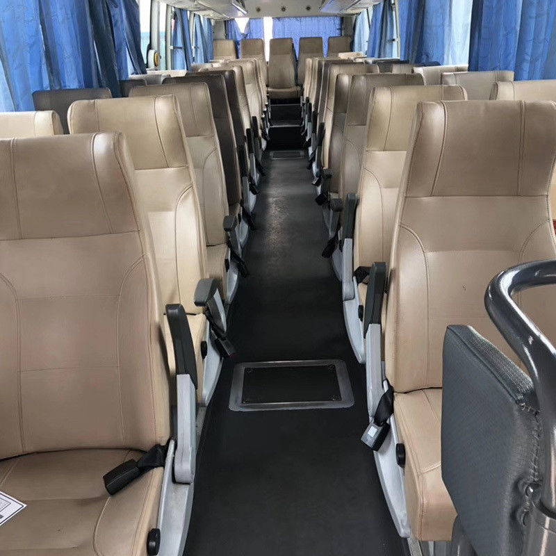 50 asientos Confortable Autobús velocidad máxima 100 Km/h asequible y de gran capacidad