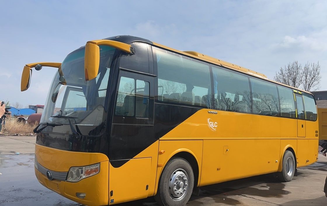 2013 Año modelo 60 asientos Autobús de lujo Tour Autobús de pasajeros Tipo de transmisión manual