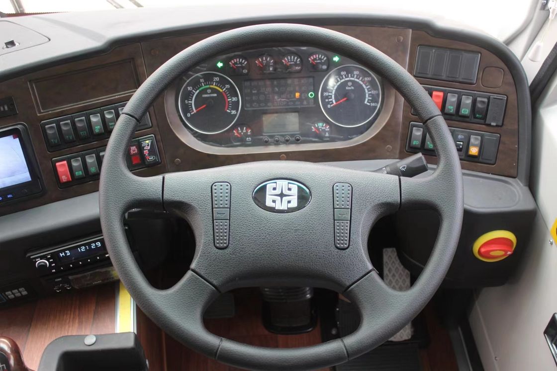 Vintage Diesel RHD Zhong Tong 75 asientos Autobús de pasajeros con transmisión automática