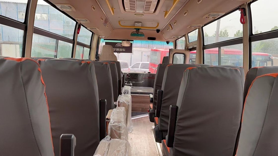 Autobús de pasajeros usado de la ciudad de Youtong con 3300 mm de base de ruedas y capacidad de tanque de combustible de 90 L