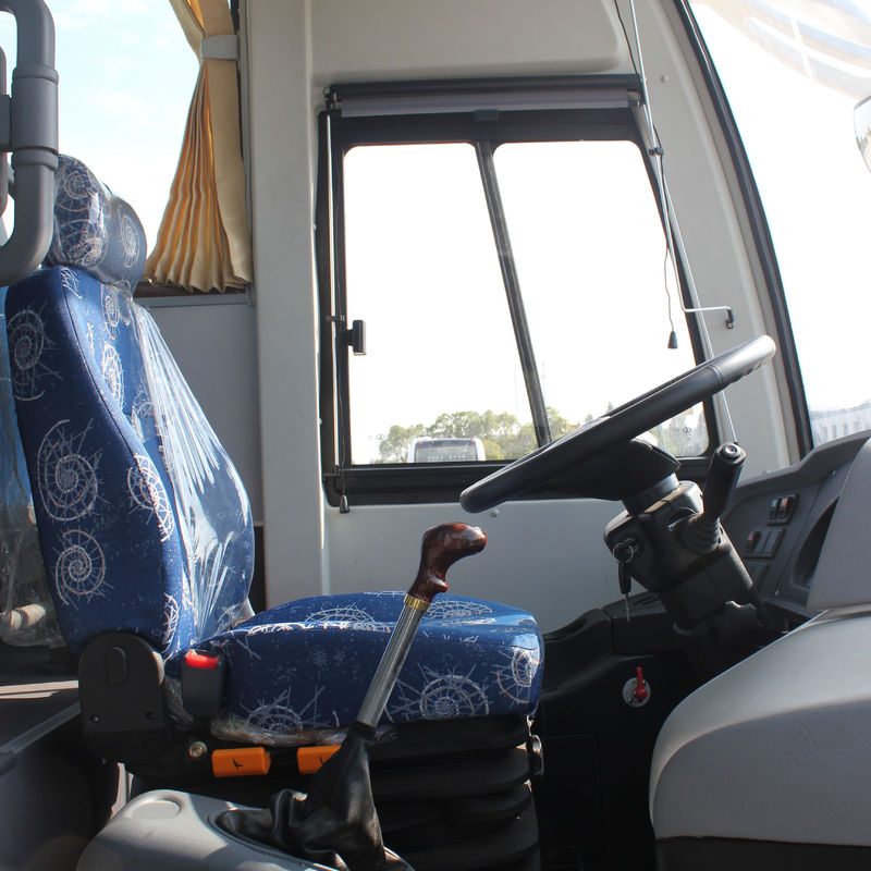 30 asientos Diesel 10m Autobús de segunda mano Manual Euro 3 con sistema de conducción FF / 2WD en Sudáfrica