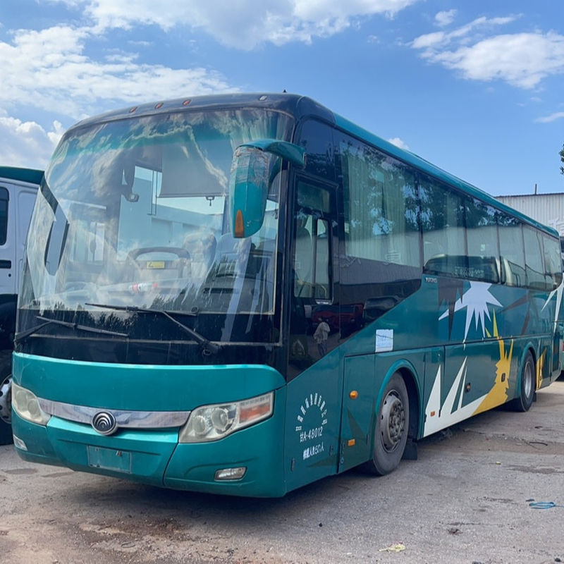 Diseñado para 50-65 asientos Tipo de conducción LHD Autobús turístico de lujo de lujo bastante usado