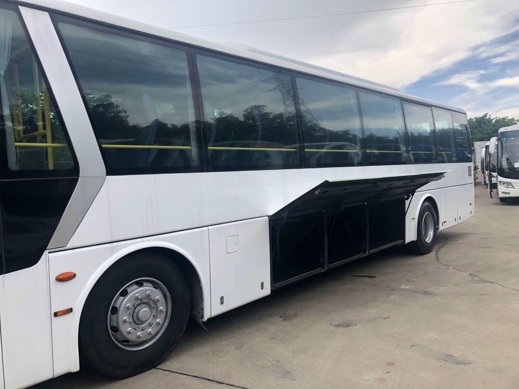 11400 kg Peso en el borde 12 metros Autobús de lujo de segunda mano con motor YC6A260-30