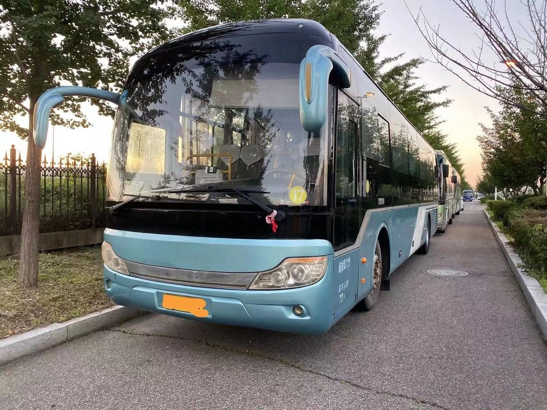 Autobús de autocarro usado con motor Yuchai y transmisión manual en buenas condiciones.