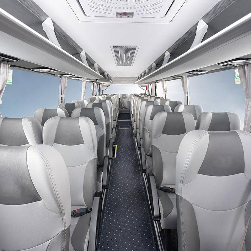 Autobús turístico de lujo de 10 metros con motor diesel YC6L260-30 y velocidad máxima de hasta 100 km/h